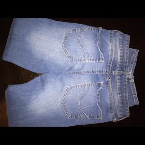 Juniors jeans
